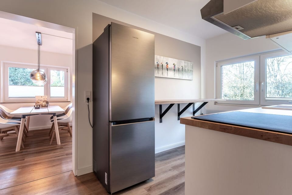 House | Private kitchen | Electric kettle, toaster