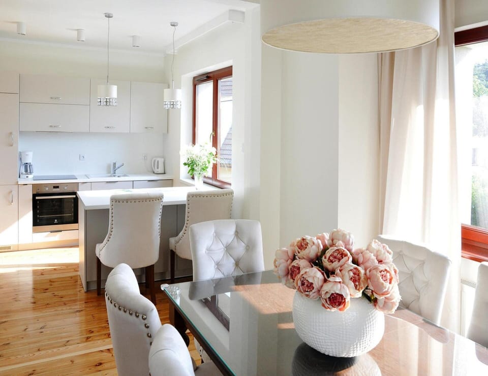 House | Dining