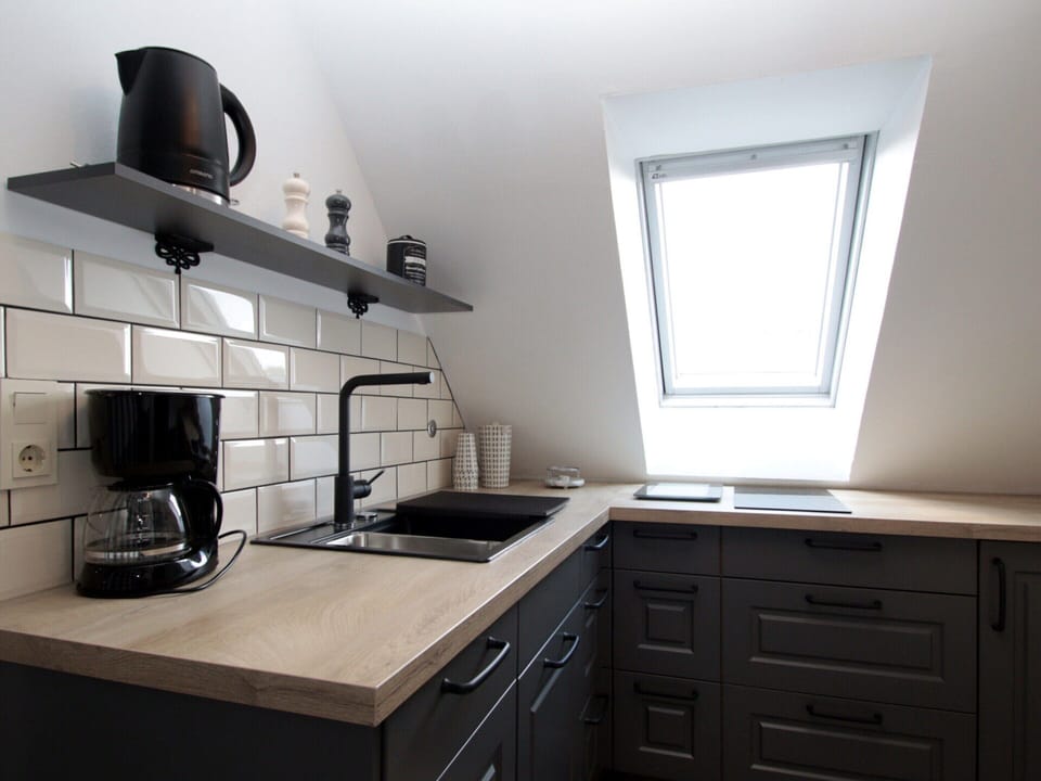 Apartment | Private kitchen | Electric kettle, toaster, highchair