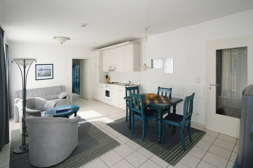 Apartment | Dining