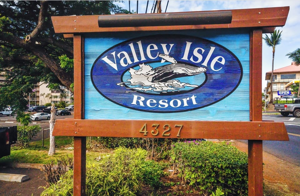 Welcome to Valley Isle Resort
