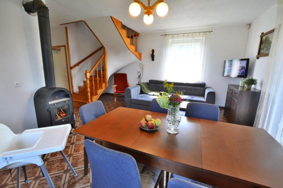 House | Dining