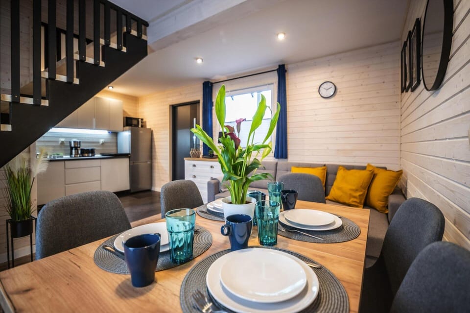 House | Dining