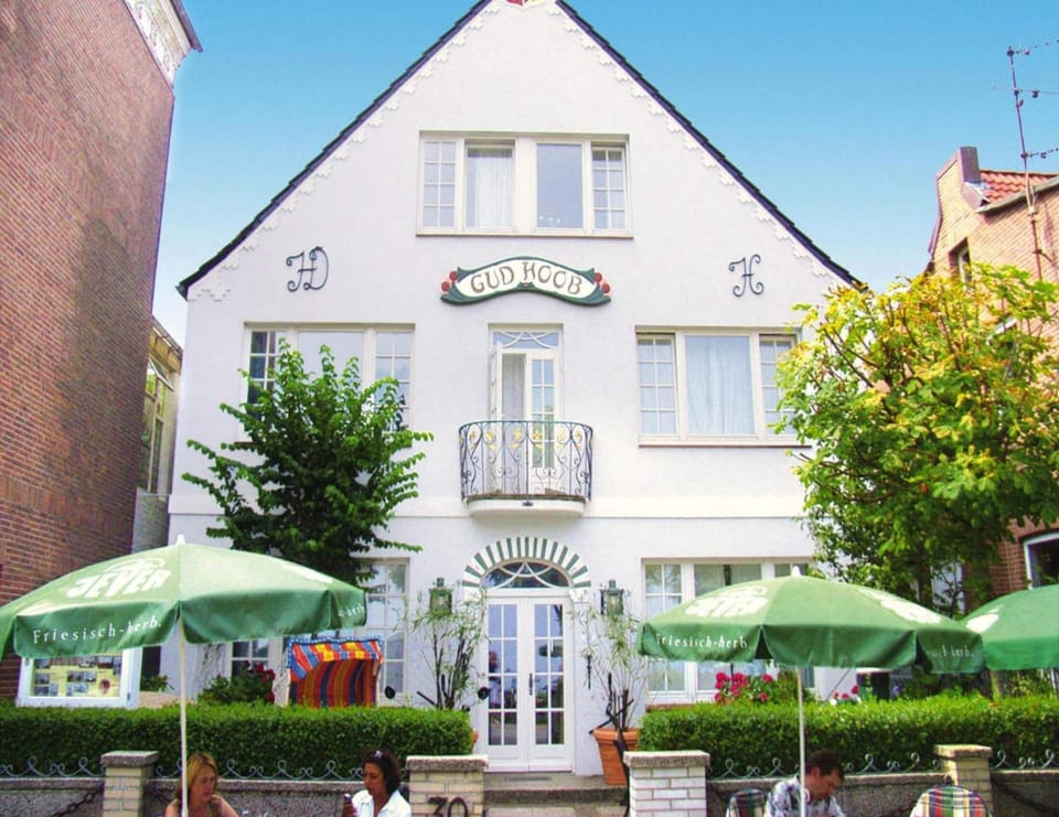 Apartment | Exterior