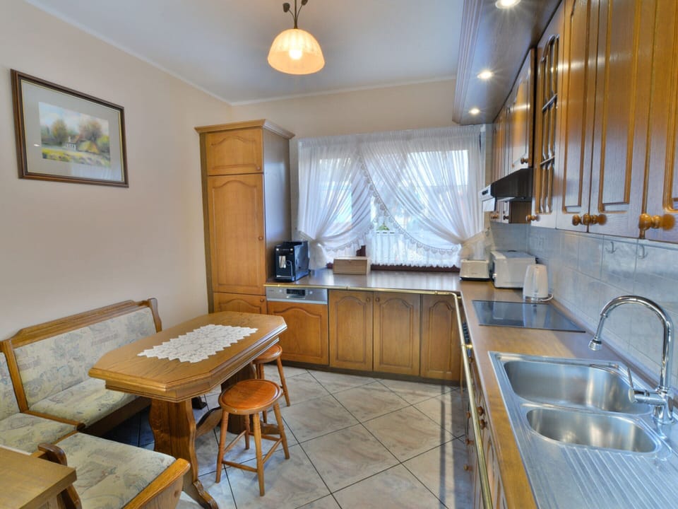 House | Dining