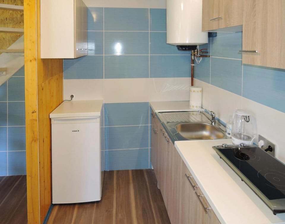 House | Private kitchen | Electric kettle, toaster