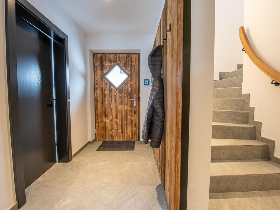 House | Reception