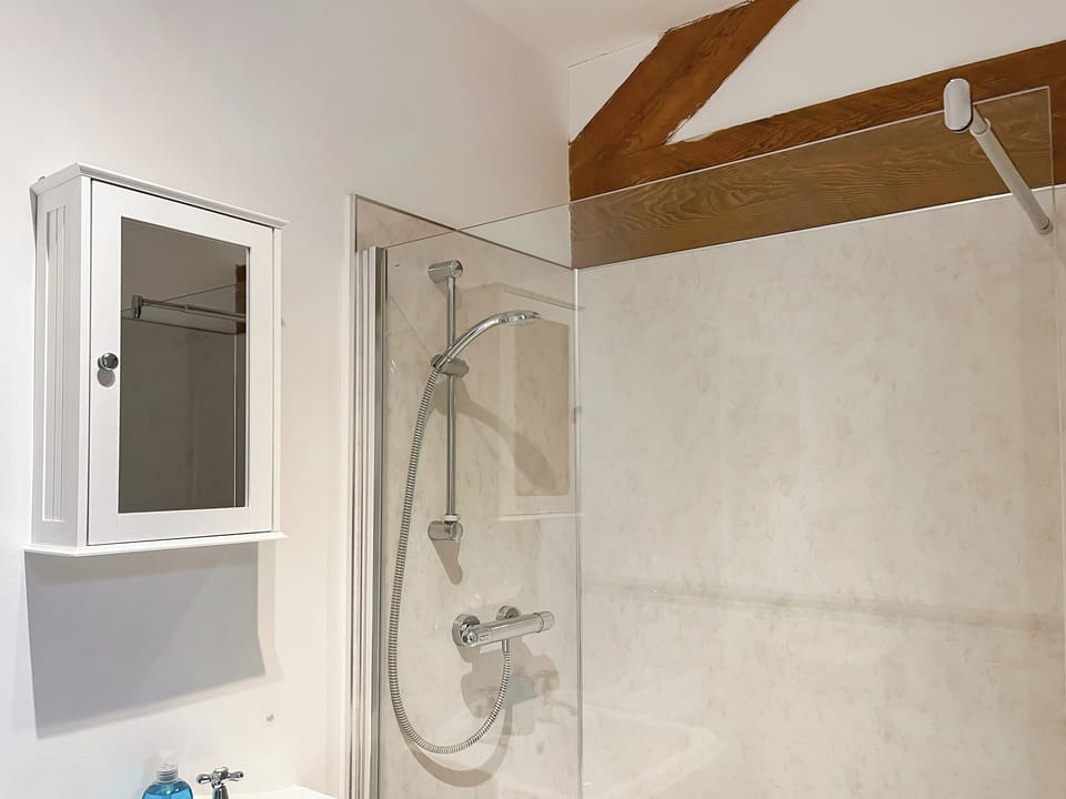 Bathroom | Tawny Barn, Buxton