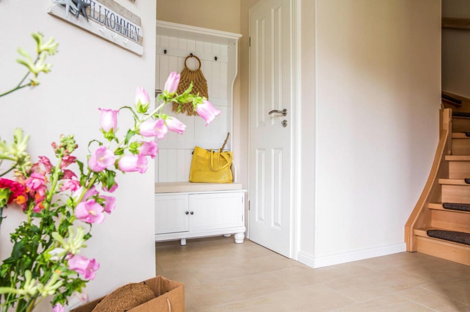 House | 3 bedrooms, individually furnished, iron/ironing board