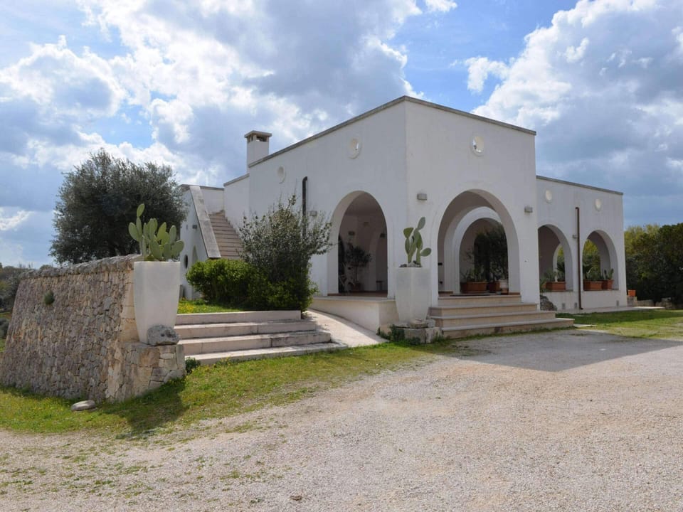 House | Exterior
