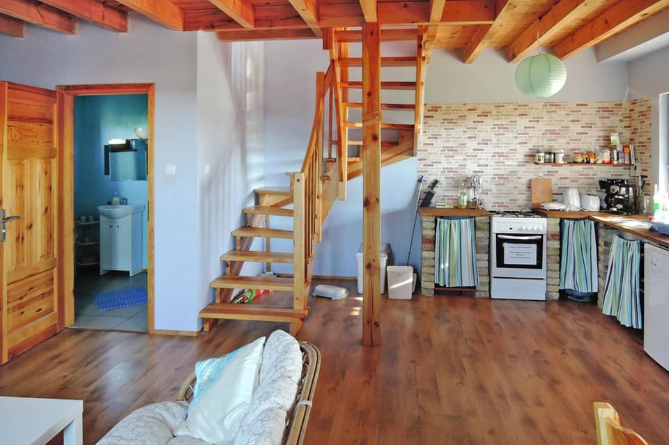 House | Private kitchen | Microwave, coffee/tea maker