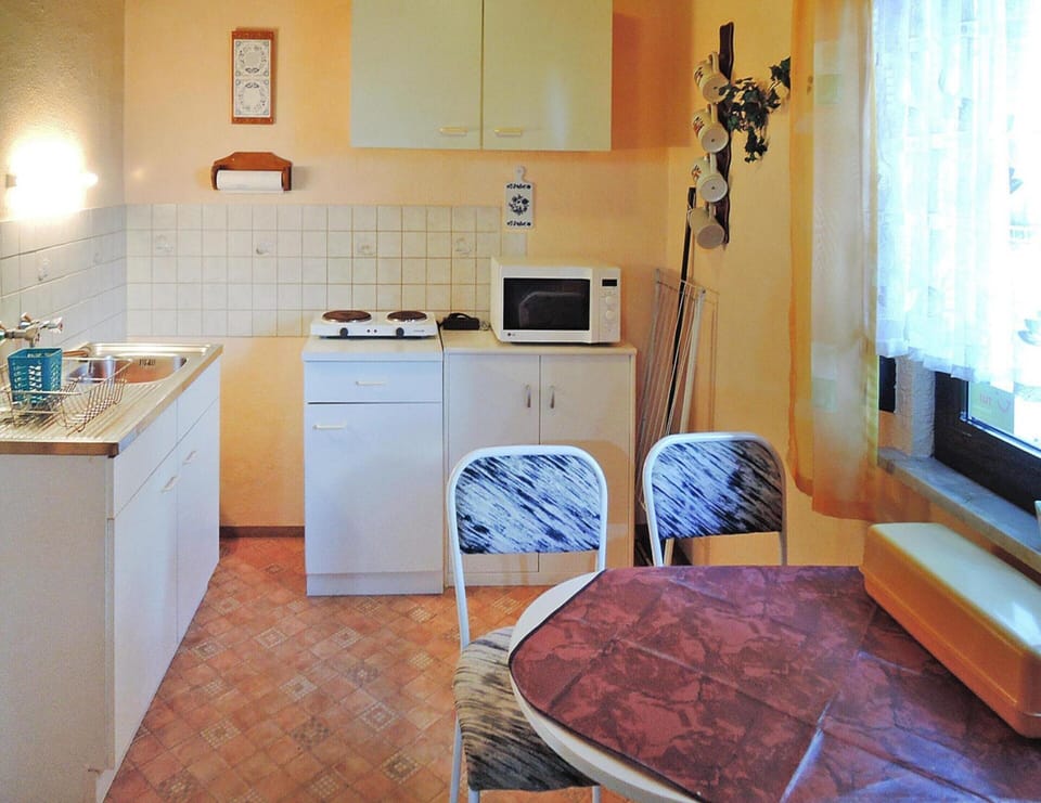 House | Private kitchen | Electric kettle, toaster