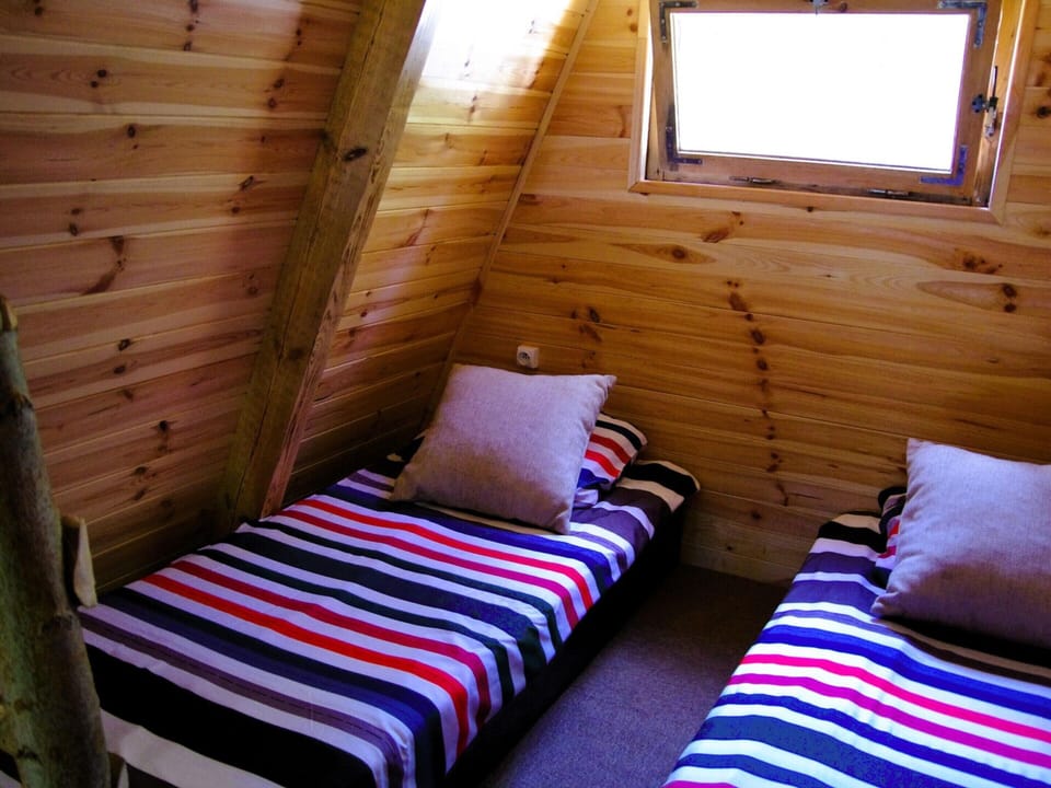 House | 2 bedrooms, bed sheets