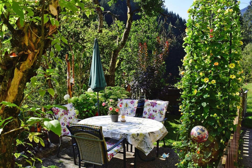 Apartment | Garden
