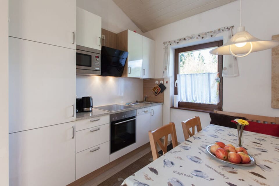 House | Private kitchen | Electric kettle, toaster, highchair