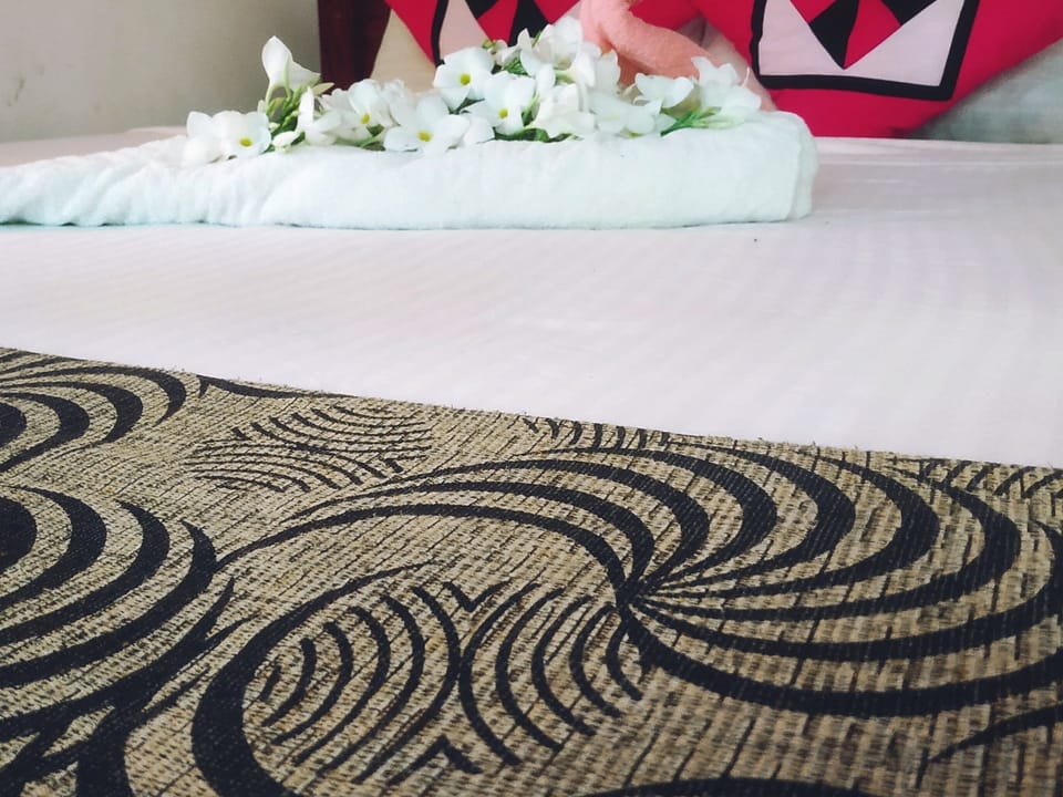 Deluxe Double or Twin Room, Balcony, Garden View | Down comforters, desk, free WiFi, bed sheets