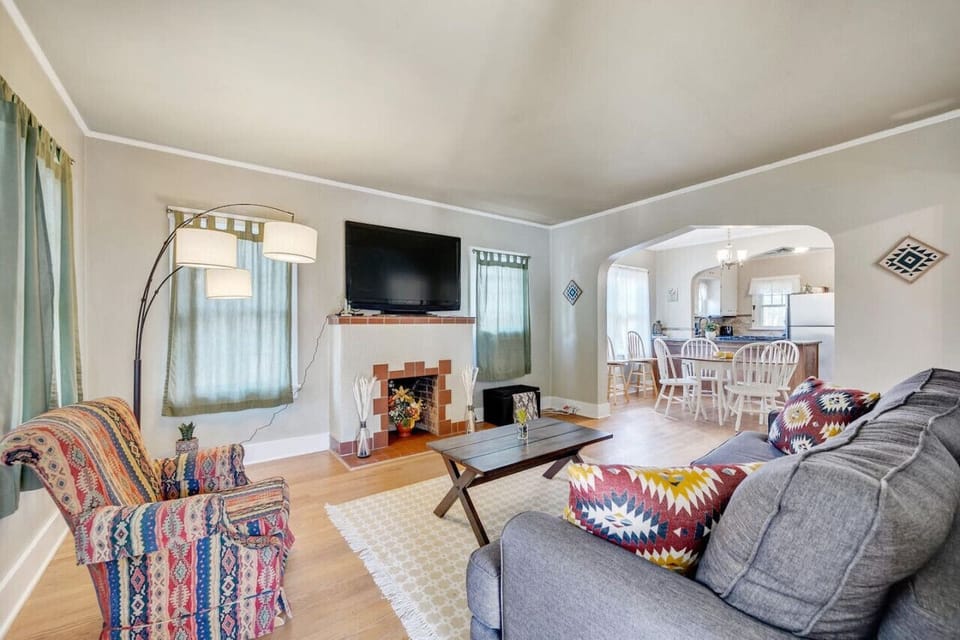 Gather round the living room and enjoy unforgettable moments with your friends and family.