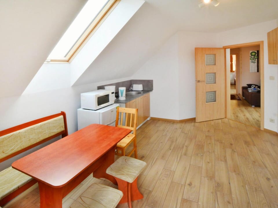 Apartment | Dining