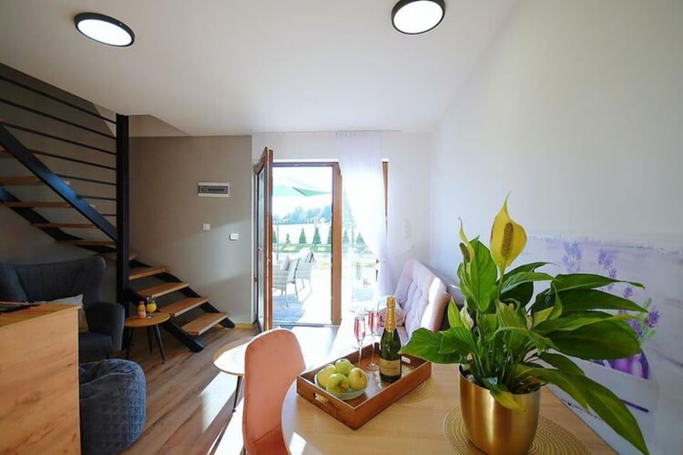 House | Dining