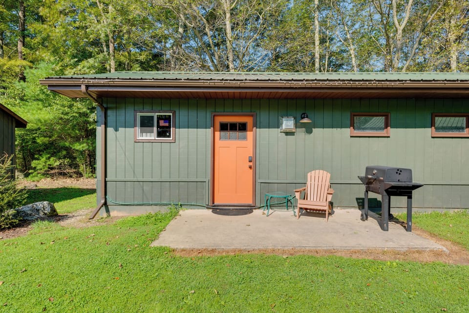 Property Exterior | Single-Story Cabin | Charcoal Grill