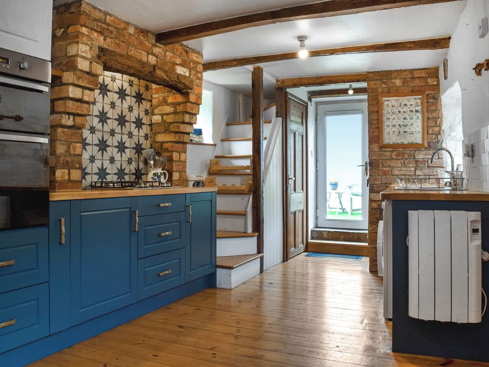 Kitchen | Jasmine Cottage, Walgrave