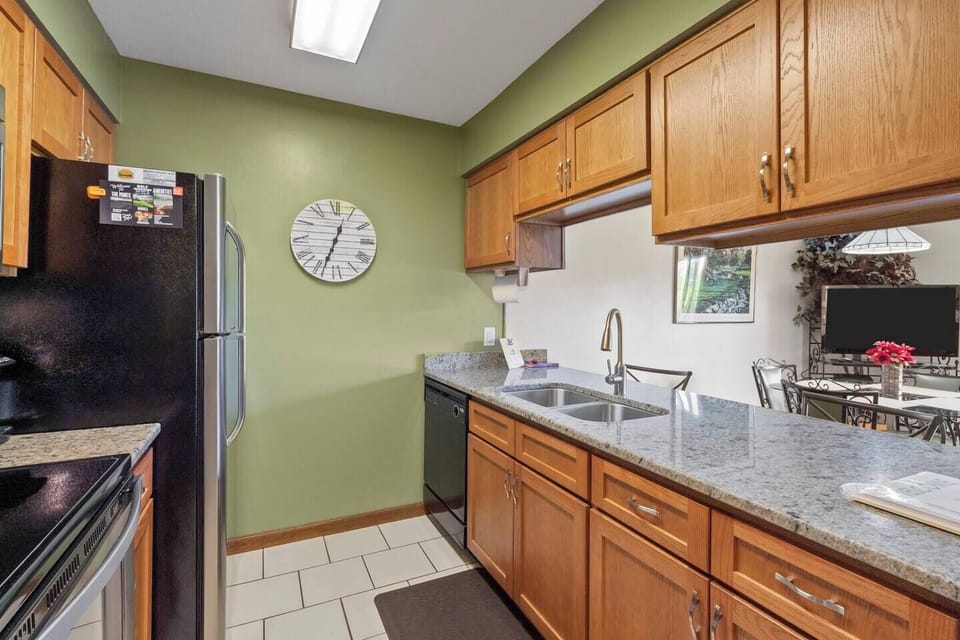 Fully equipped kitchen