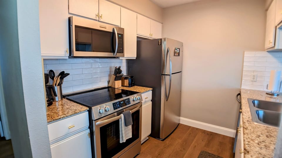 Fully equipped kitchen