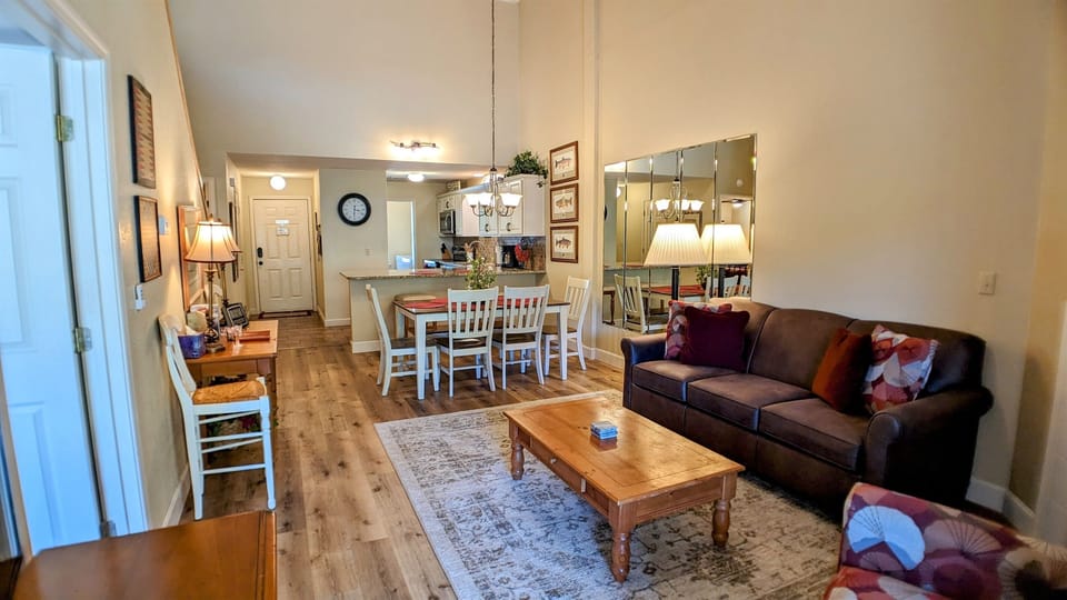 Living and dining area