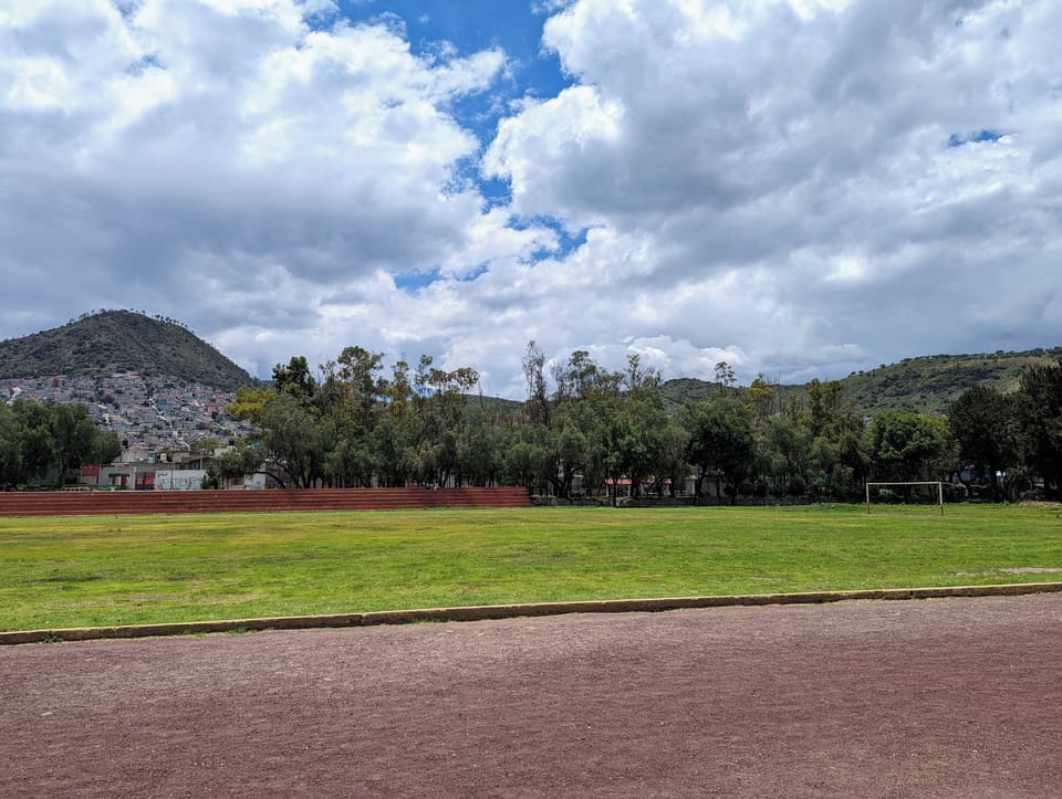 Disfruta de diversas actividades deportivas a pocos minutos del departamento.
