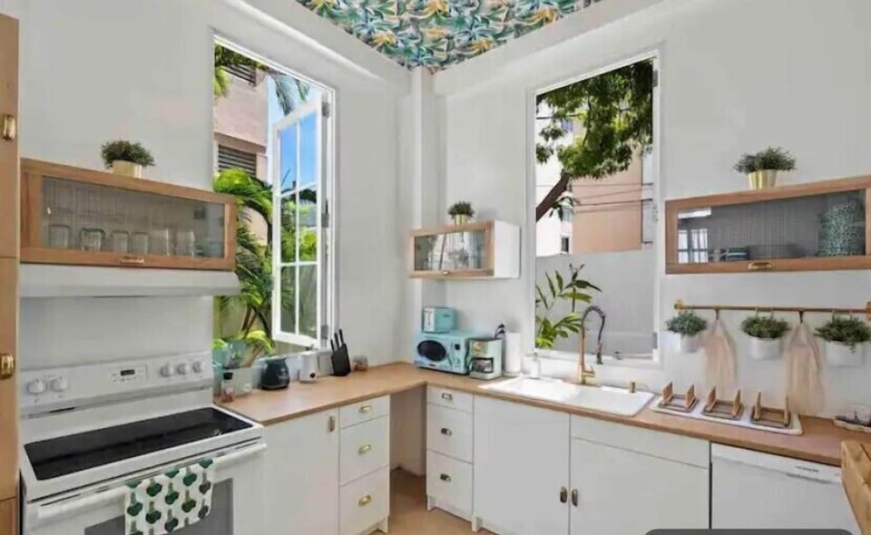 Luxury Villa | Shared kitchen