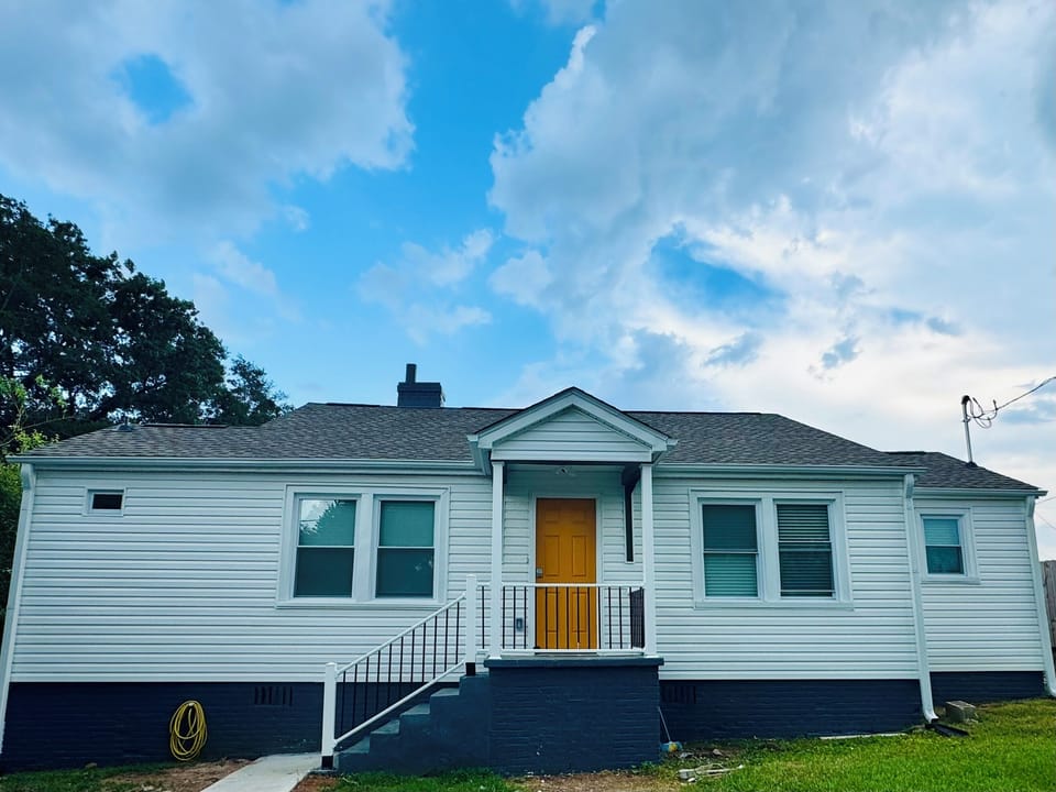 Single family home with 3 beds and 2 baths