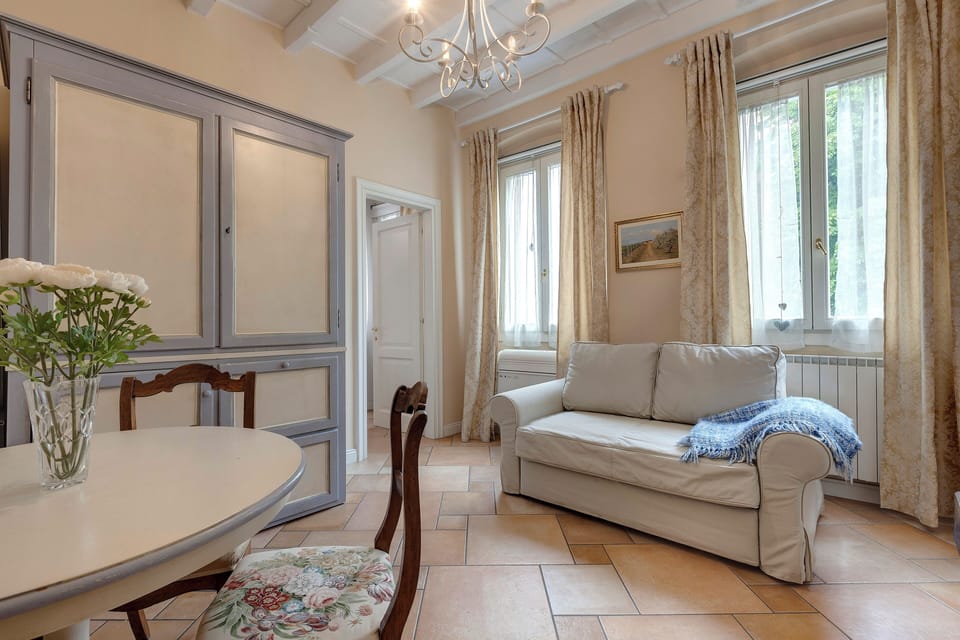 Apartment | Living area | 23-inch flat-screen TV with digital channels
