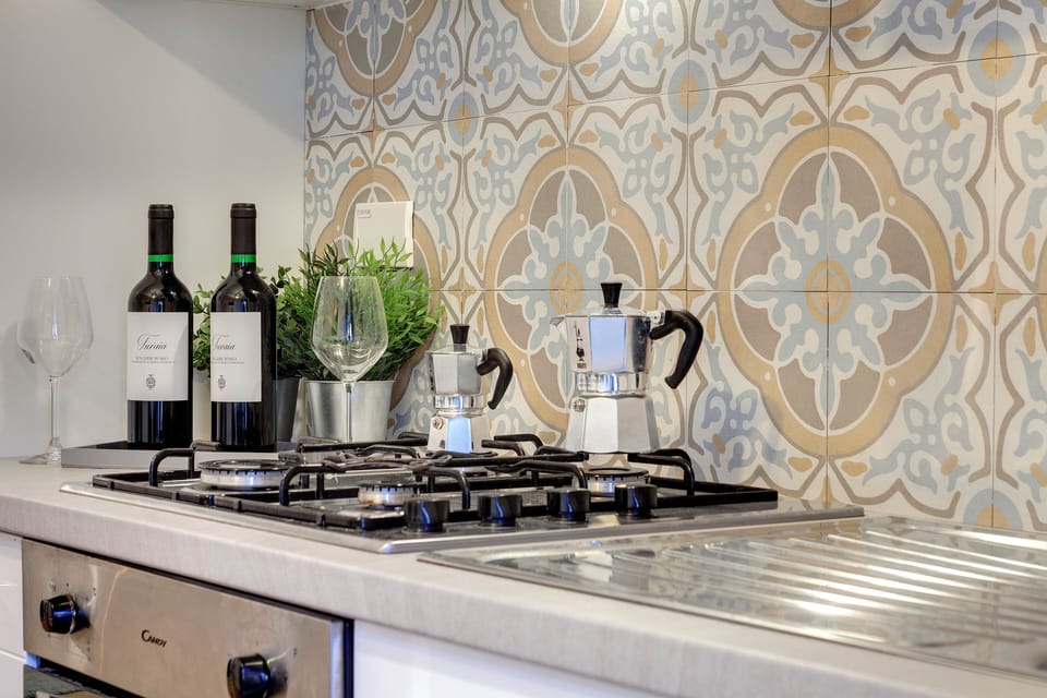 Apartment | Private kitchenette | Full-size fridge, microwave, oven, stovetop