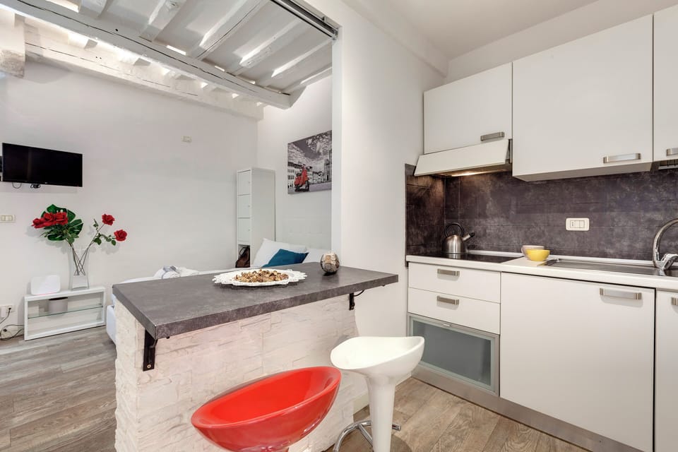Studio | Dining room