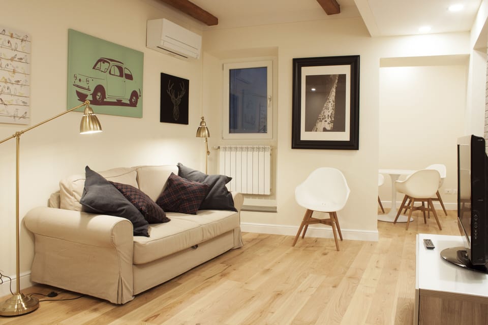 Apartment | Living area | 24-inch flat-screen TV with digital channels