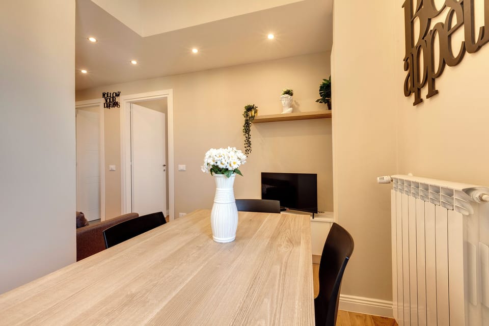 Apartment | Living area | 24-inch flat-screen TV with digital channels