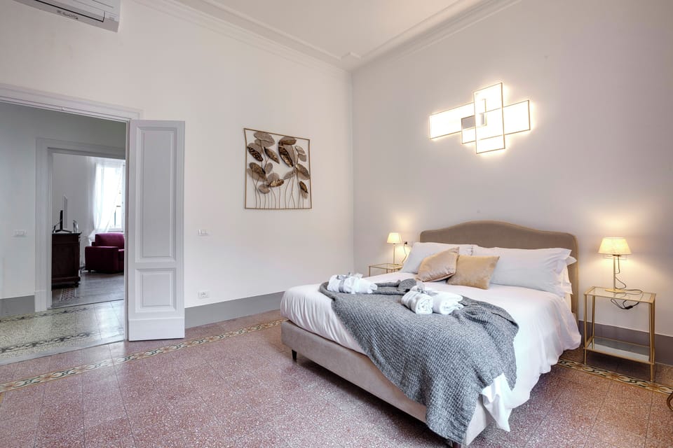Apartment | 2 bedrooms, laptop workspace, iron/ironing board, WiFi (free)