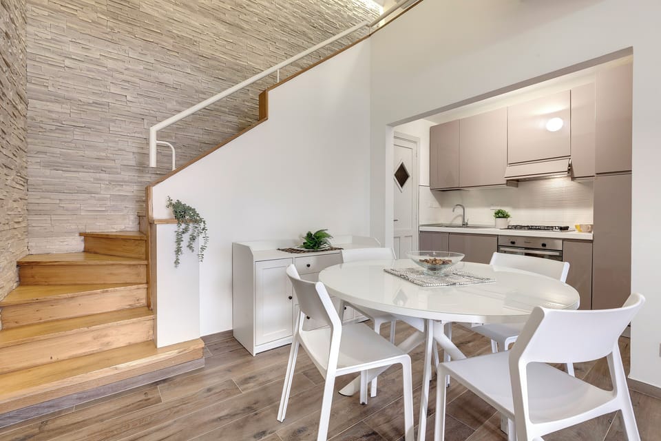 Apartment | Dining room