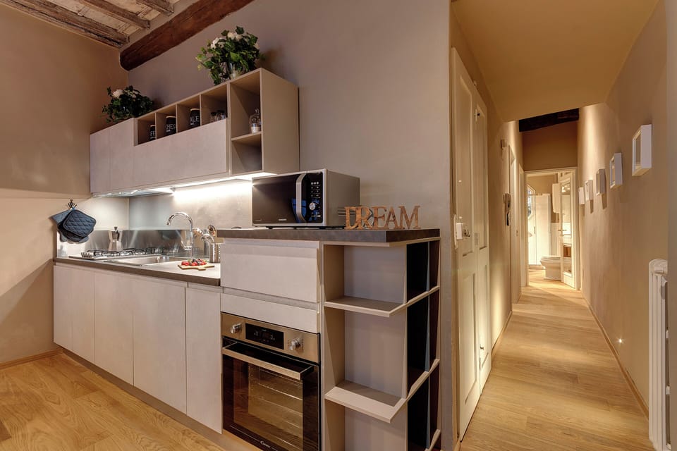 Apartment | Private kitchenette | Full-size fridge, microwave, oven, stovetop