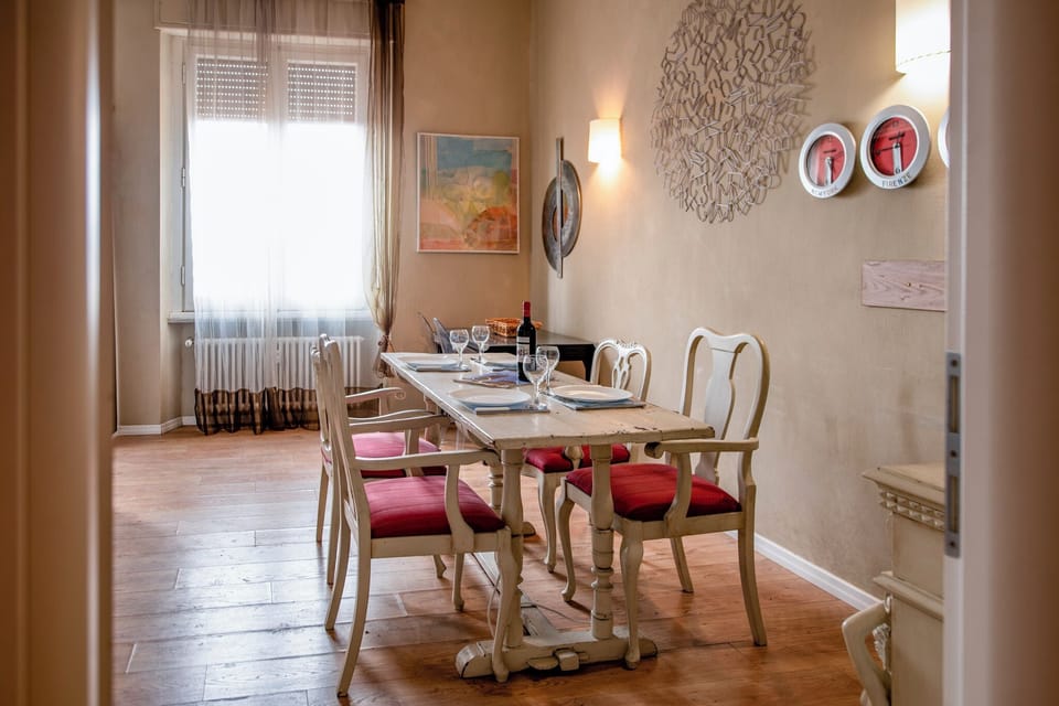 Apartment | Dining room