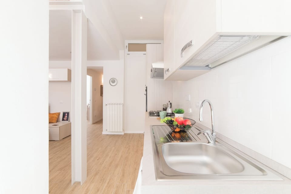 Apartment | Private kitchenette | Full-size fridge, microwave, oven, stovetop
