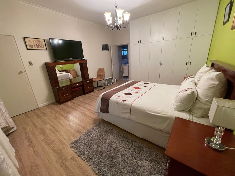Superior Double Room, Garden View | WiFi (free)