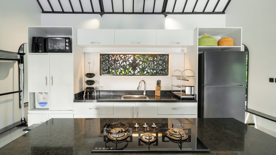 Villa, 3 Bedrooms, Pool View | Private kitchen | Fridge, microwave, stovetop, toaster