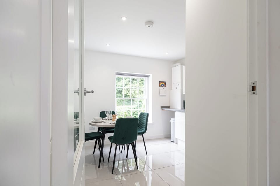 House, Courtyard View | Dining room