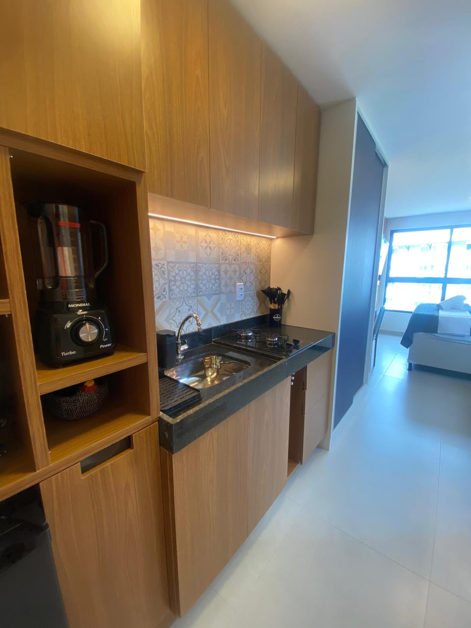 Superior Studio, City View | Private kitchen | Fridge, microwave, stovetop, cookware/dishes/utensils