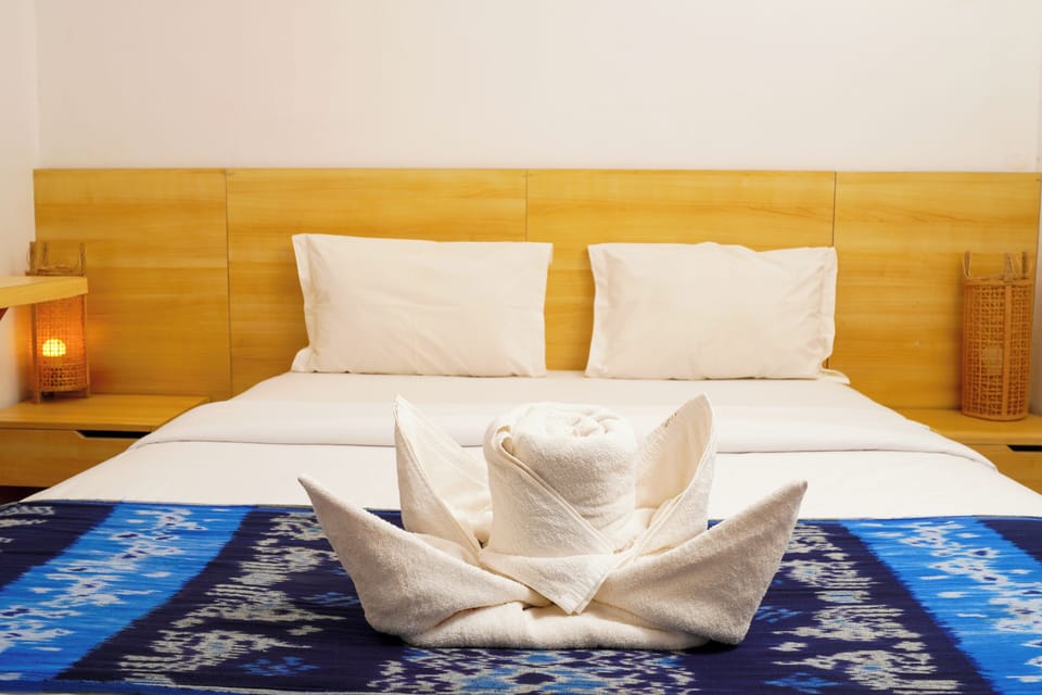 WiFi (free), bed sheets