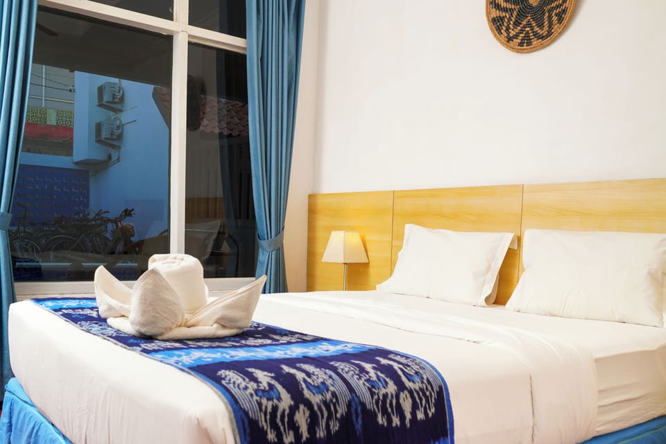 Deluxe Double Room, Non Smoking, Courtyard View | WiFi (free), bed sheets