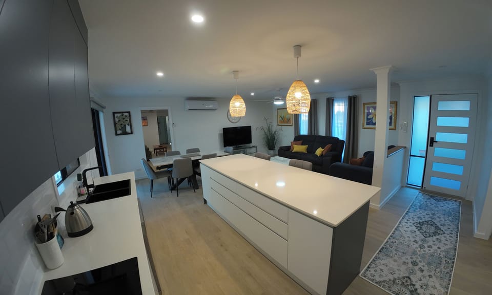 Kitchen and Living 1