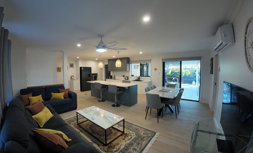 Living 1/Dining/Kitchen