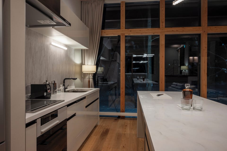 House, 3 Bedrooms | Private kitchen